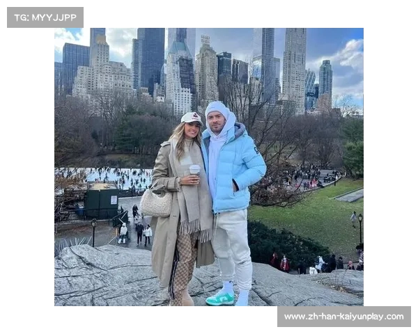 格拉利什女友性感度假照引发疯狂点赞粉丝热议盛况空前 格拉利什女友性感度假照引发疯狂点赞粉丝热议盛况空前